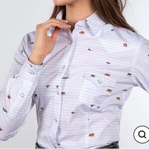 Panhandle Women’s Longhorn Stripe Button-Down Shirt - White with Brown Motif Sm